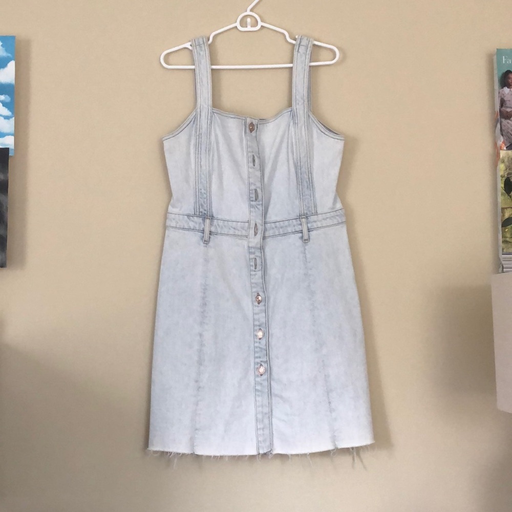 Denim dress!